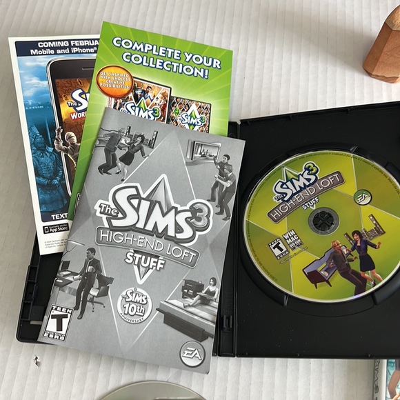The Sims 3 PC High End Loft Stuff Pack & Ambitions & Generations Expansion Packs - Picture 4 of 12